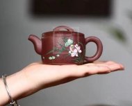 《汉瓦》