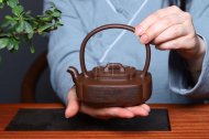 《抽角提梁》宜兴紫砂壶紫泥全手工茶壶