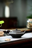 《六方虚扁》