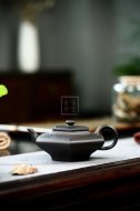 《六方虚扁》