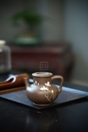 《玉兰》