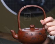 《莲花提梁》