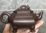 螭龙壶