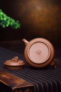《麒麟献瑞》