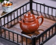 《掇球壶》