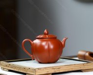 荷花壶