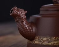 鱼跃龙门