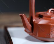 八方提梁壶