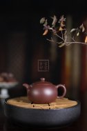 《玉如意》宜兴紫砂茶壶工艺美术师底槽青如意