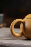 《西施》宜兴高级工艺美术师手工紫砂壶西施泡茶壶茶具黄金段泥