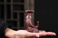 《鱼跃龙门金鱼》宜兴紫泥壶收藏