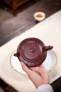 《汉瓦》
