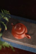 《松鹤延年》宜兴紫砂壶民间艺人手工大红袍