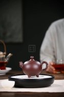 《三‎足如意》