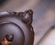《福猪》