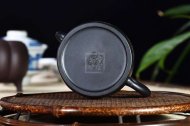 《秦权》宜兴紫砂壶全手工工艺美术师茶具纯泡茶壶稀有乌金泥秦权