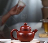《寿珍掇球》