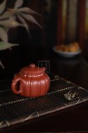 《筋纹德钟》