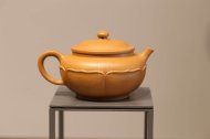 《碗灯梵莲》宜兴紫砂壶助理工艺美术师手工黄金段茶具
