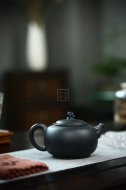 《云台听松》