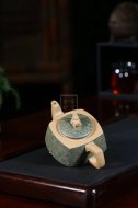《绞泥灵龙》宜兴紫砂壶工艺美术师手工茶壶本山绿泥
