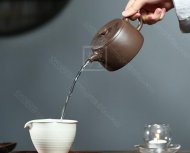 《静瓦》