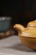 《线圆》宜兴紫砂壶高级工艺美术师手工刻绘茶壶茶具黄金段泥线圆