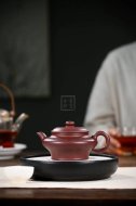 《汉瓦》
