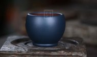 《主人杯泥绘堆绘紫砂杯》宜兴正品紫砂壶名家作品全手工紫泥外粉绿泥精品