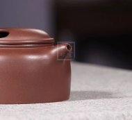 《牛盖莲子》宜兴紫砂壶高级工艺美术师手工拼紫泥牛盖莲子茶壶茶具