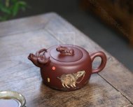 《瑞牛壶》