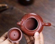 《线韵纳福》