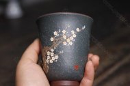 《梅花对杯》