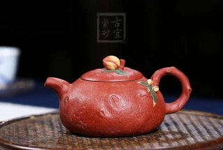 《寿桃》宜兴紫砂壶名家工艺美术师手工茶壶茶具大红袍料供春
