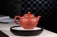 《如意祥龙》宜兴纯高级工艺美术师全手工红皮龙紫砂壶宫灯茶具