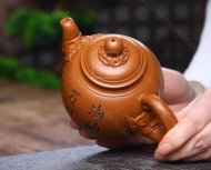 《龙行天下》