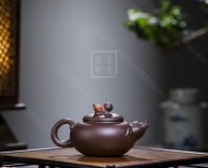 《福猪》