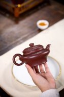 《汉瓦》