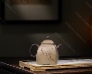 小四方劲松