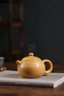《西施》宜兴高级工艺美术师手工紫砂壶西施泡茶壶茶具黄金段泥