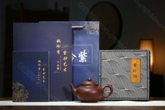 《笑樱》