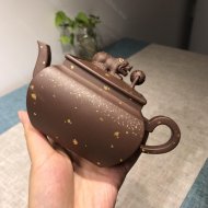 四方狮球