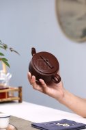 《汉瓦》