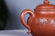 《古韵莲子》宜兴工艺美术师工紫砂壶底槽青掇球茶壶茶具