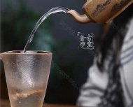 《六方雪华》