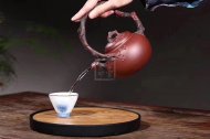 《留香提梁》宜兴紫砂壶底槽青创新提梁全手工茶壶