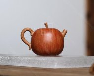 《苹果壶》