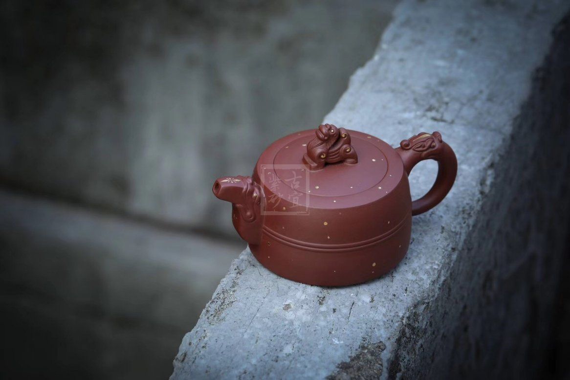 金龙出海宜兴紫砂壶作品全手工底槽青|正品杨军保紫砂壶价格|底槽