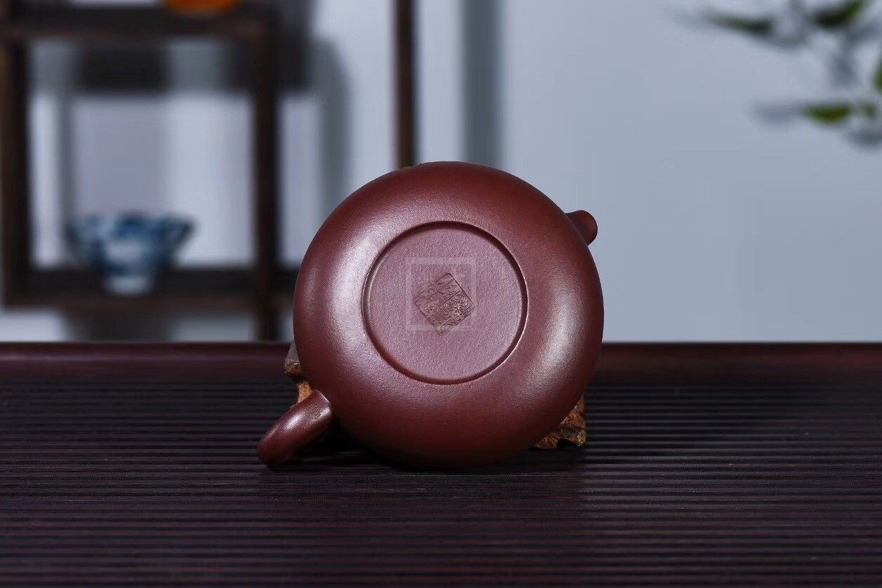 宜興紫砂壺 作品名:高西施 老紫泥 工芸士陶剣 李暁璐合作 鑑定書付