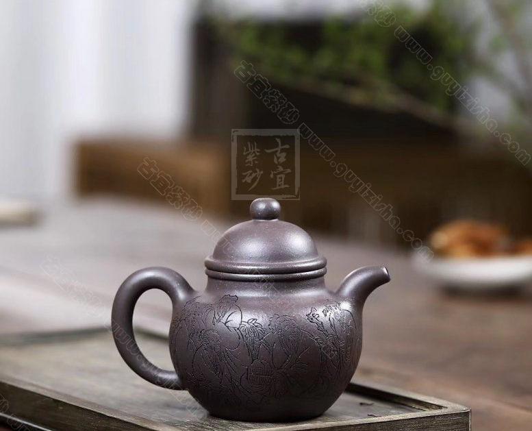 中国宜興 王順芳 落款 在銘 紫泥 紫砂壺急須 古箪笥型急須 傷